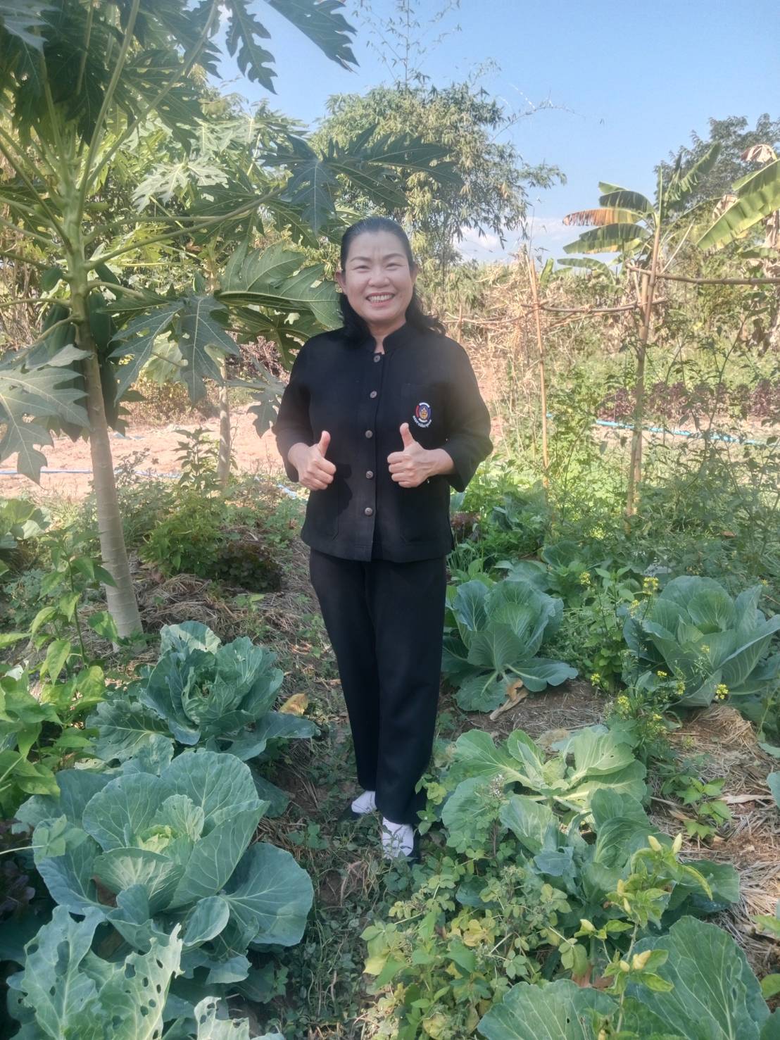 # พช.ทรายมูล น้อมนำแนวพระราชดำริของพระกนิษฐาธิราชเจ้า กรมสมเด็จพระเทพรัตนราชสุดาฯ สยามบรมราชกุมารี ปลูกผักสวนครัว 1อำเภอ 1 หมู่บ้านต้นแบบ